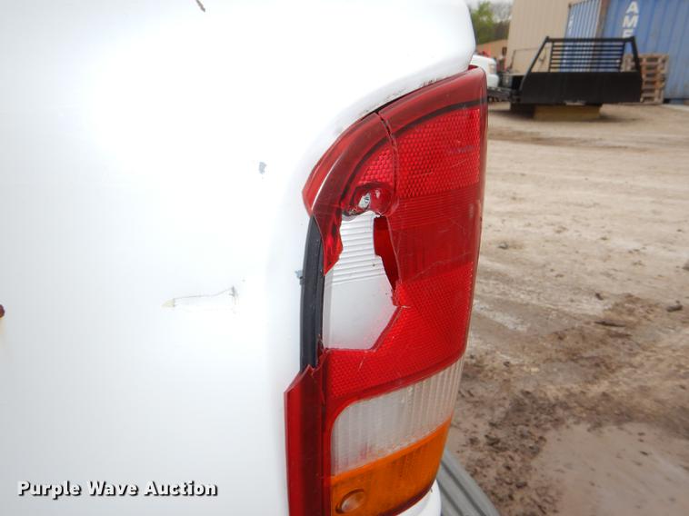 image for item DG1010 1997 Ford Ranger XL SuperCab pickup truck