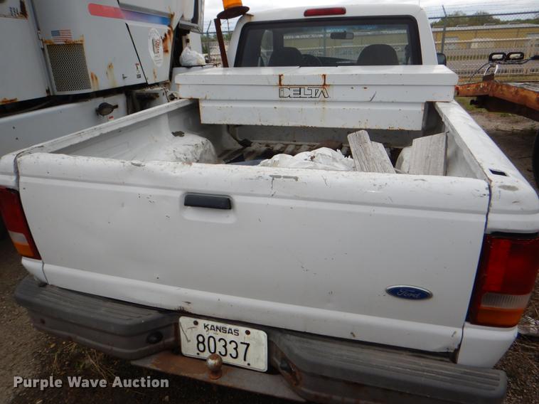 image for item DG1013 1997 Ford Ranger XL SuperCab pickup truck