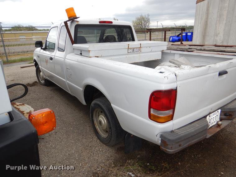 image for item DG1013 1997 Ford Ranger XL SuperCab pickup truck