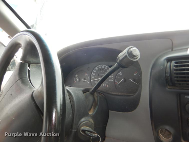 image for item DG1013 1997 Ford Ranger XL SuperCab pickup truck