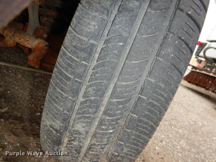 image for item DG1013 1997 Ford Ranger XL SuperCab pickup truck