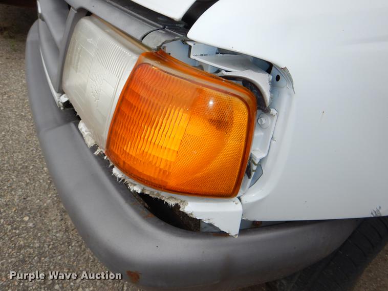 image for item DG1013 1997 Ford Ranger XL SuperCab pickup truck