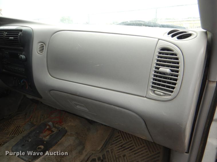 image for item DG1013 1997 Ford Ranger XL SuperCab pickup truck