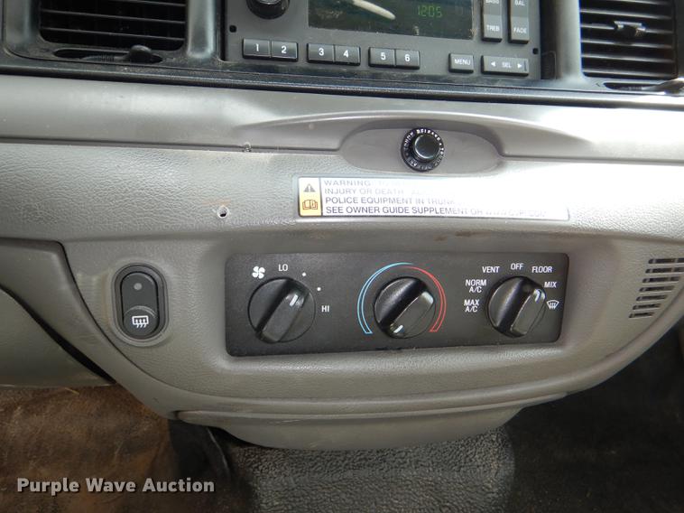 image for item DG1018 2009 Ford Crown Victoria Police Interceptor