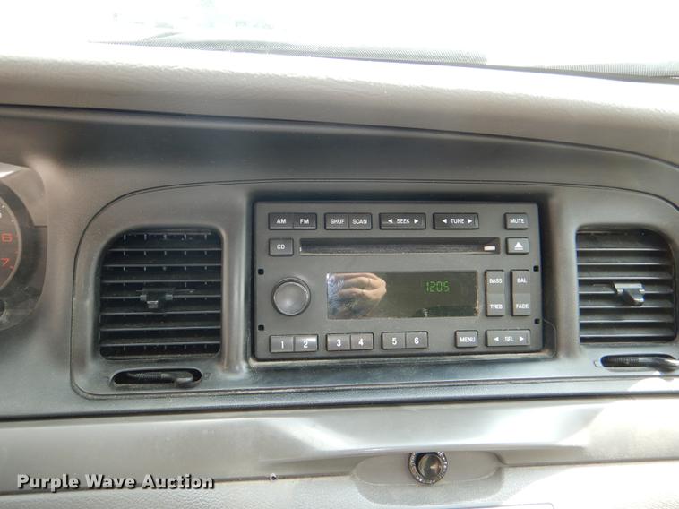 image for item DG1018 2009 Ford Crown Victoria Police Interceptor