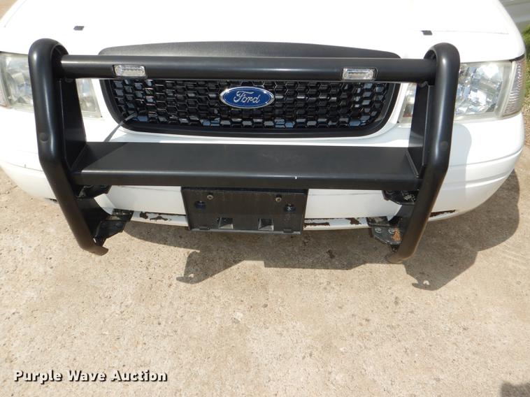 image for item DG1018 2009 Ford Crown Victoria Police Interceptor