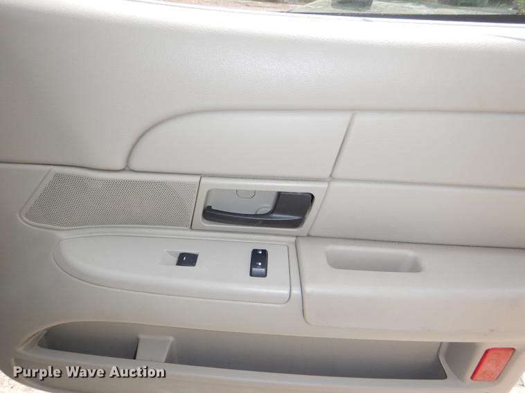 image for item DG1018 2009 Ford Crown Victoria Police Interceptor