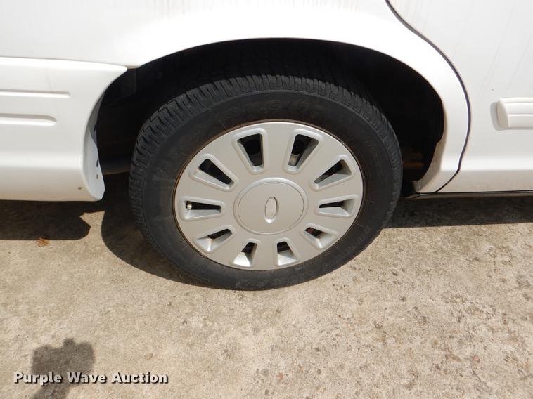 image for item DG1018 2009 Ford Crown Victoria Police Interceptor