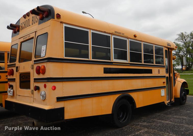 image for item DG1042 1998 International Mid Bus 3400 school bus