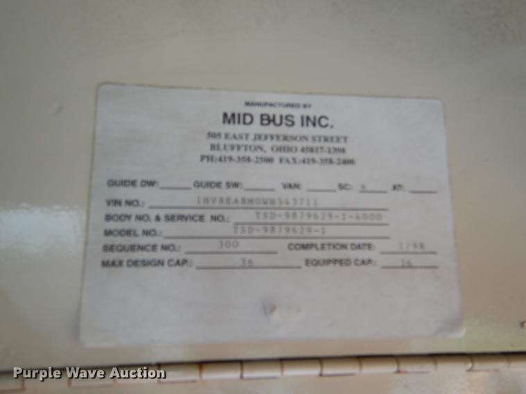 image for item DG1042 1998 International Mid Bus 3400 school bus