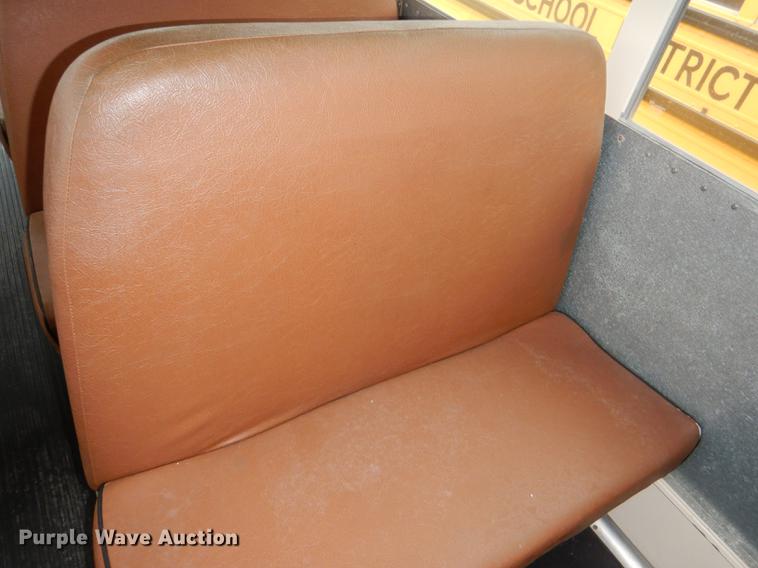 image for item DG1042 1998 International Mid Bus 3400 school bus