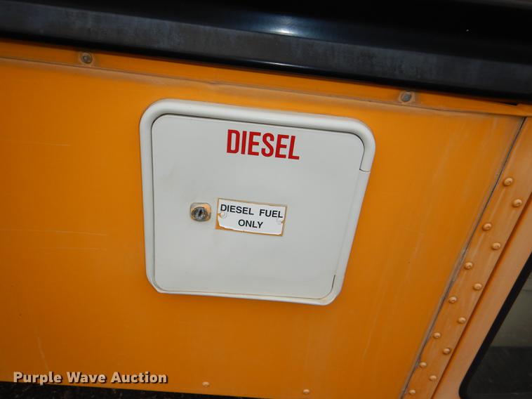 image for item DG1042 1998 International Mid Bus 3400 school bus