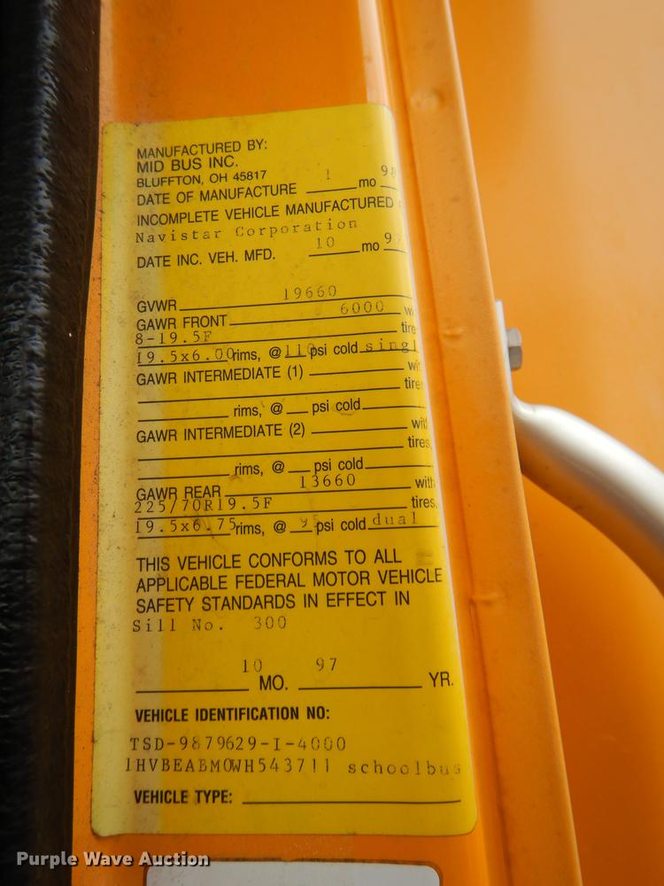 image for item DG1042 1998 International Mid Bus 3400 school bus