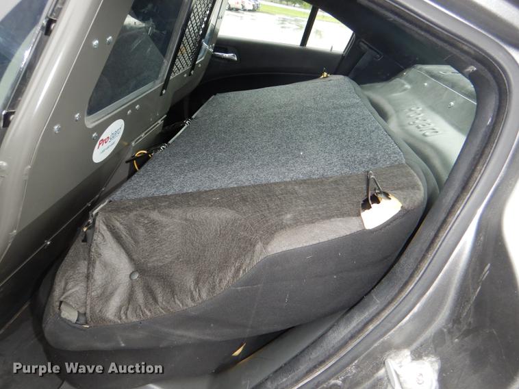 image for item DG1046 2012 Dodge Charger Police