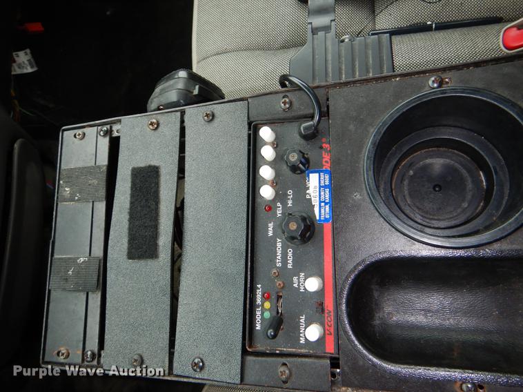 image for item DG1047 2010 Ford Crown Victoria Police Interceptor