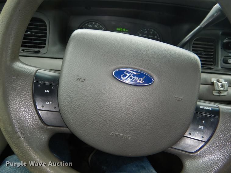 image for item DG1047 2010 Ford Crown Victoria Police Interceptor