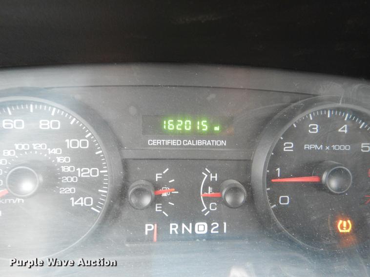 image for item DG1047 2010 Ford Crown Victoria Police Interceptor