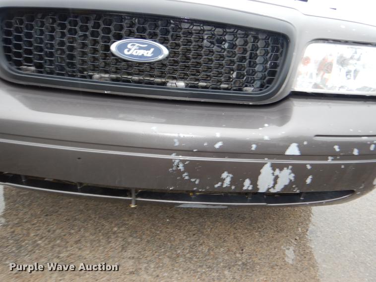 image for item DG1047 2010 Ford Crown Victoria Police Interceptor