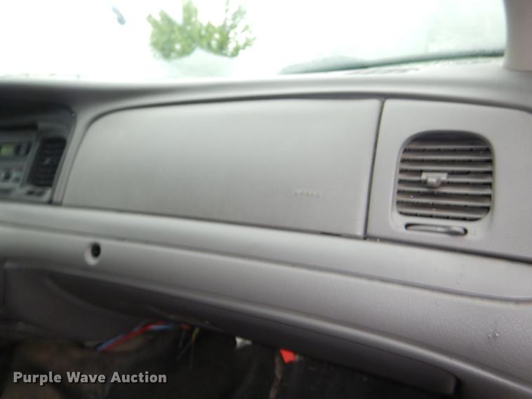 image for item DG1047 2010 Ford Crown Victoria Police Interceptor