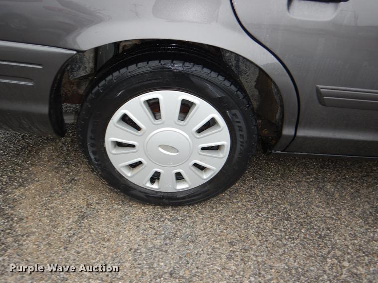 image for item DG1047 2010 Ford Crown Victoria Police Interceptor