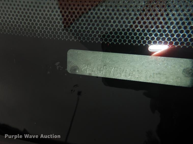 image for item DG1047 2010 Ford Crown Victoria Police Interceptor