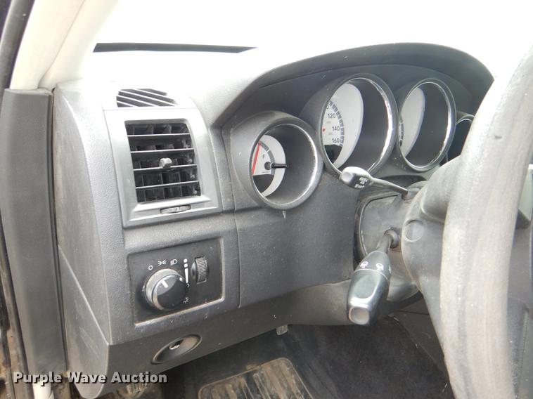 image for item DG1054 2010 Dodge Charger