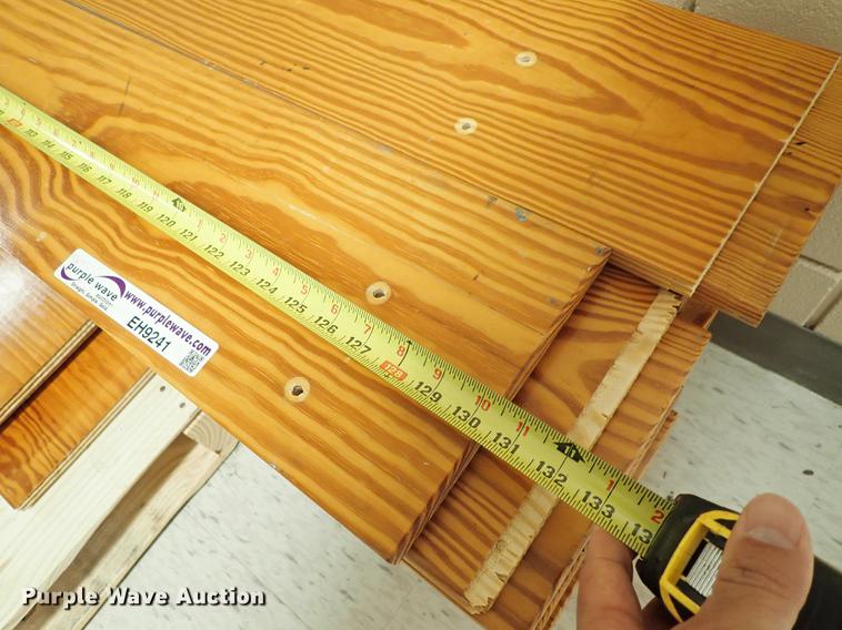 image for item EH9241 (35) pine bleacher boards