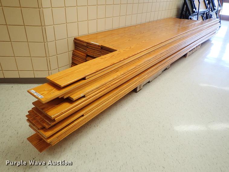 image for item EH9244 (22) pine bleacher boards