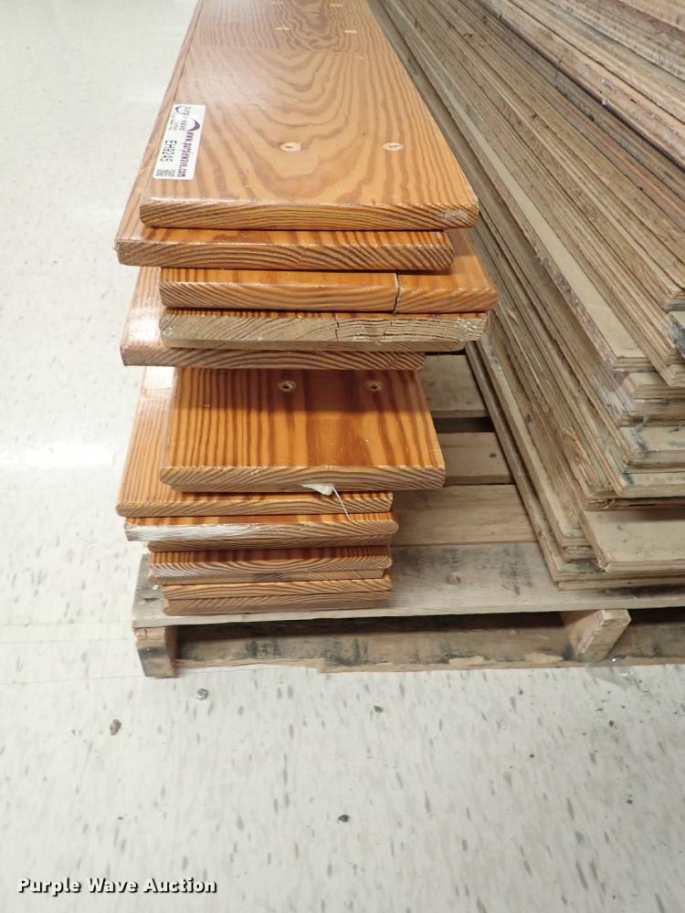 image for item EH9245 (22) pine bleacher boards