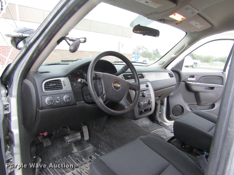 image for item EH9421 2013 Chevrolet Tahoe Police SUV