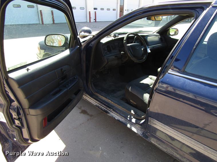image for item EU9616 2010 Ford Crown Victoria Police Interceptor