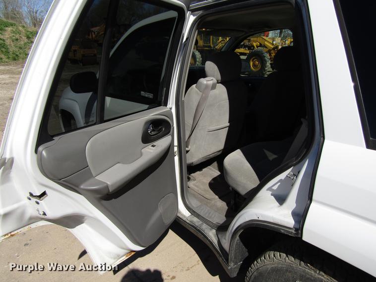 image for item EU9618 2006 Chevrolet TrailBlazer LS SUV