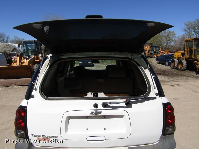 image for item EU9618 2006 Chevrolet TrailBlazer LS SUV