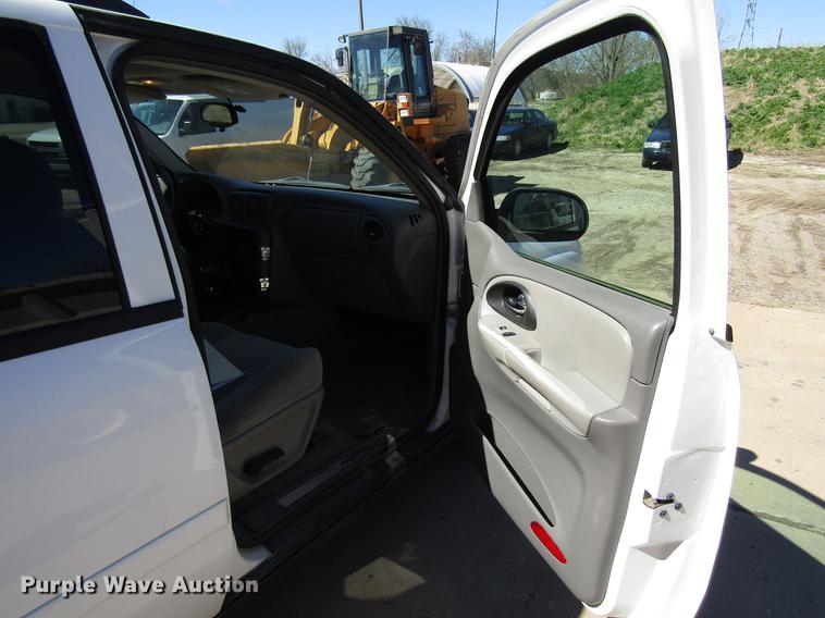 image for item EU9618 2006 Chevrolet TrailBlazer LS SUV