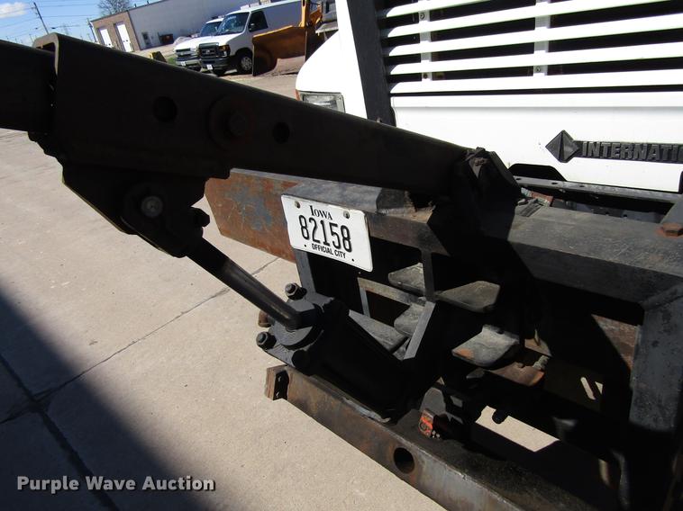 image for item EU9620 1999 International 4900 dump truck