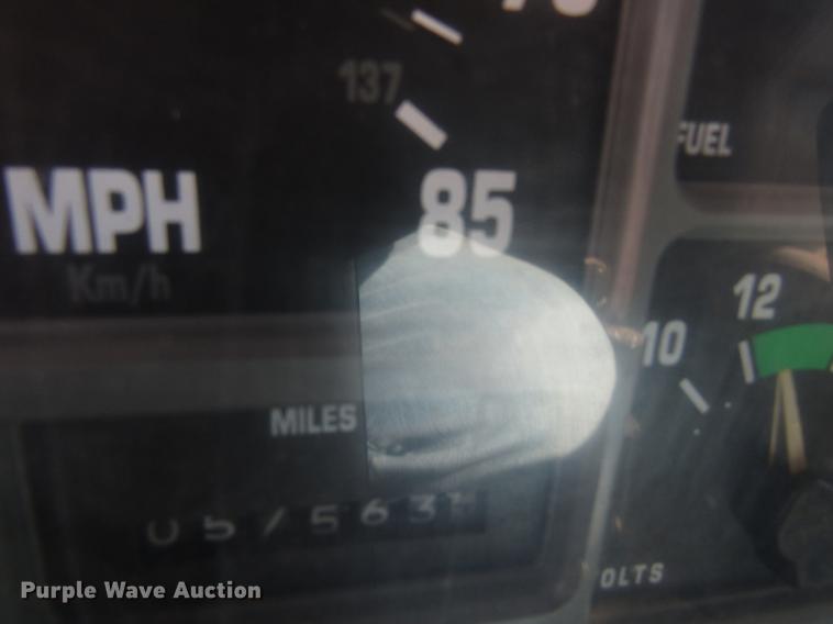 image for item EU9620 1999 International 4900 dump truck