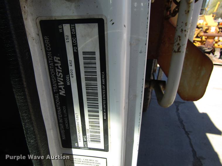 image for item EU9620 1999 International 4900 dump truck