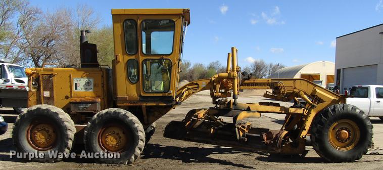 image for item EU9621 1976 Caterpillar 120G motor grader