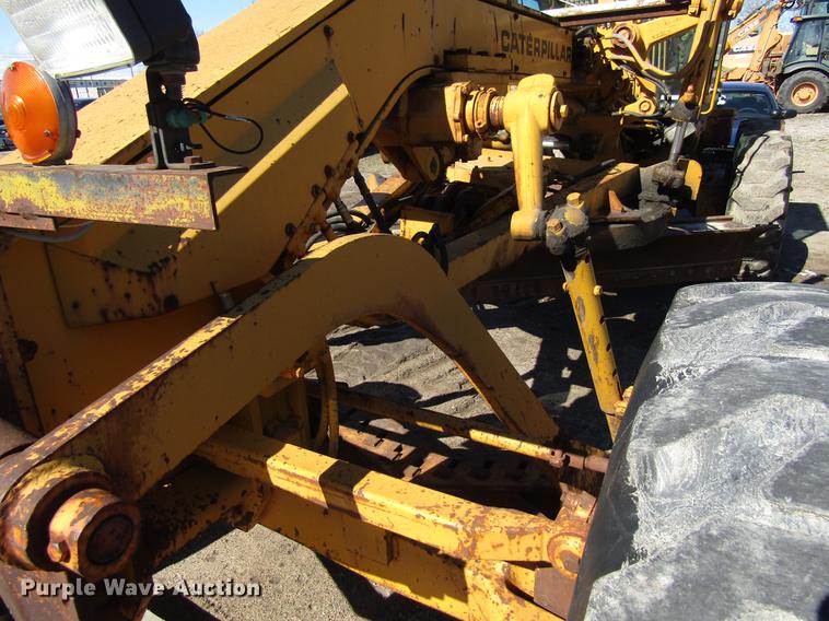 image for item EU9621 1976 Caterpillar 120G motor grader