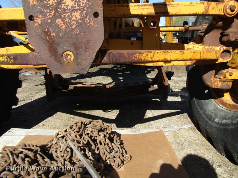 image for item EU9621 1976 Caterpillar 120G motor grader