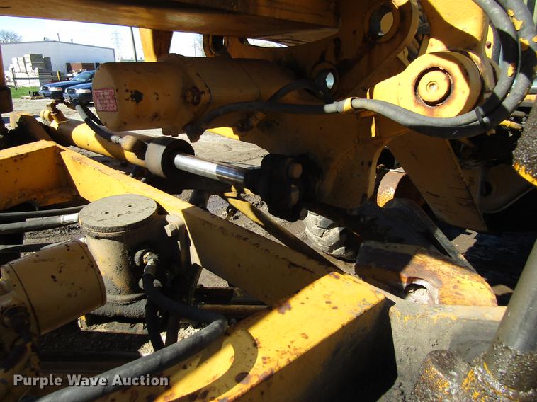 image for item EU9621 1976 Caterpillar 120G motor grader