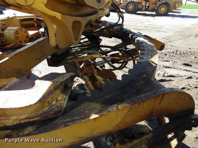 image for item EU9621 1976 Caterpillar 120G motor grader