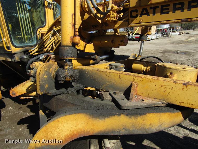 image for item EU9621 1976 Caterpillar 120G motor grader