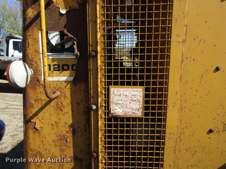 image for item EU9621 1976 Caterpillar 120G motor grader