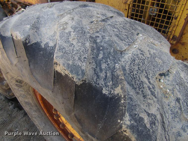 image for item EU9621 1976 Caterpillar 120G motor grader