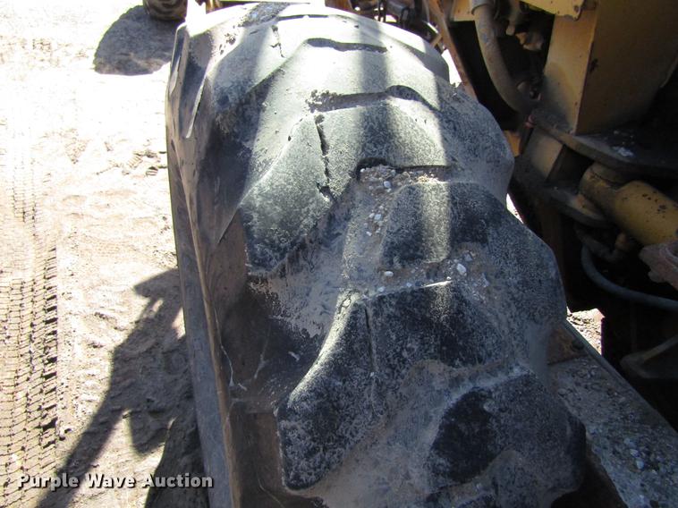 image for item EU9621 1976 Caterpillar 120G motor grader