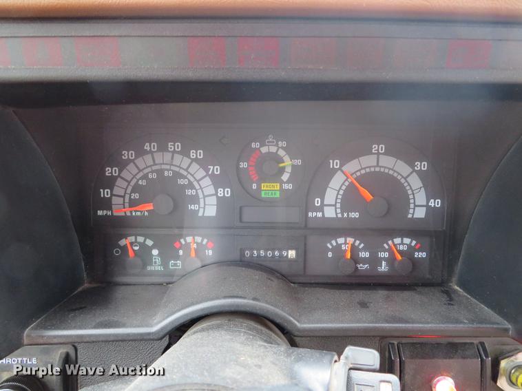 image for item EV9636 1991 GMC TopKick C6500 SL fire truck