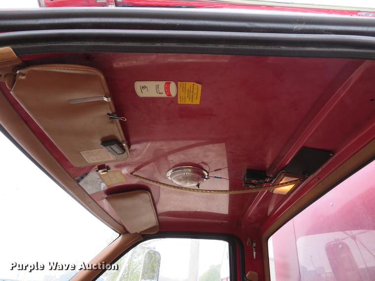 image for item EV9636 1991 GMC TopKick C6500 SL fire truck
