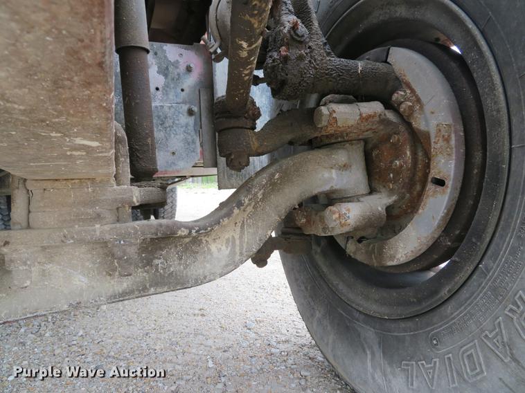 image for item EV9636 1991 GMC TopKick C6500 SL fire truck