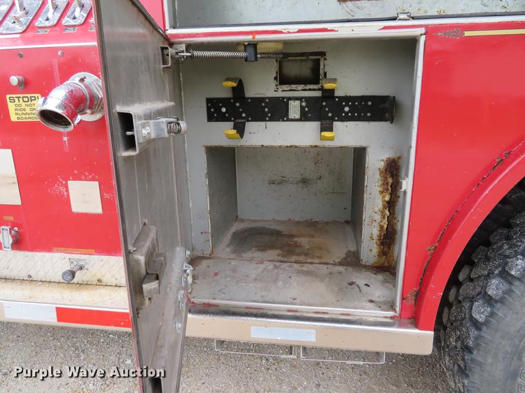 image for item EV9636 1991 GMC TopKick C6500 SL fire truck